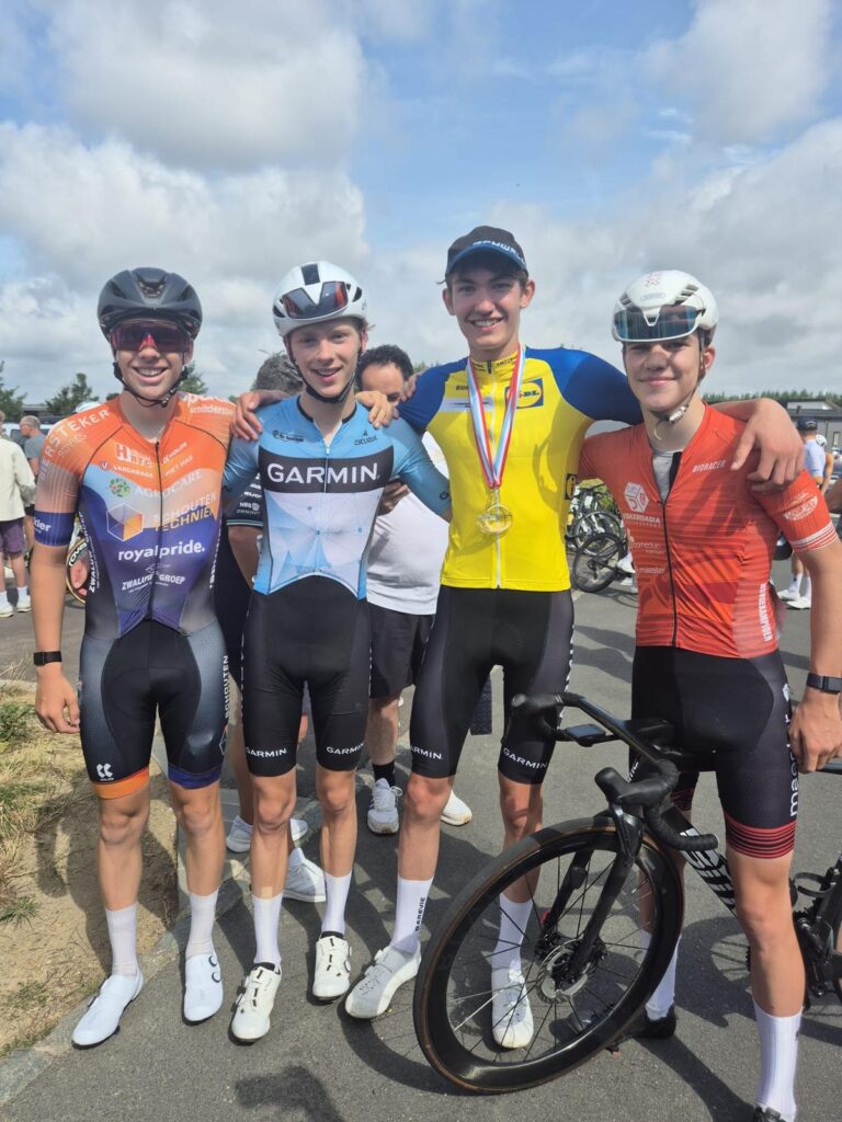 Teun en David bij de Critérium Européen des Jeunes